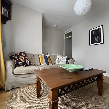 Vakantiehuis Hideaway With Garden Bristol